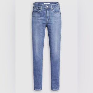 Levis 721 High Rise Jeans 26x30 Denim Vintage Wash Form Fitting Flattering